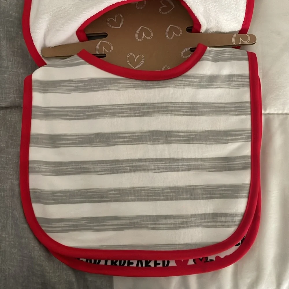 Baby Essentials set of THREE bibs Chunky is the new Hunky nwt